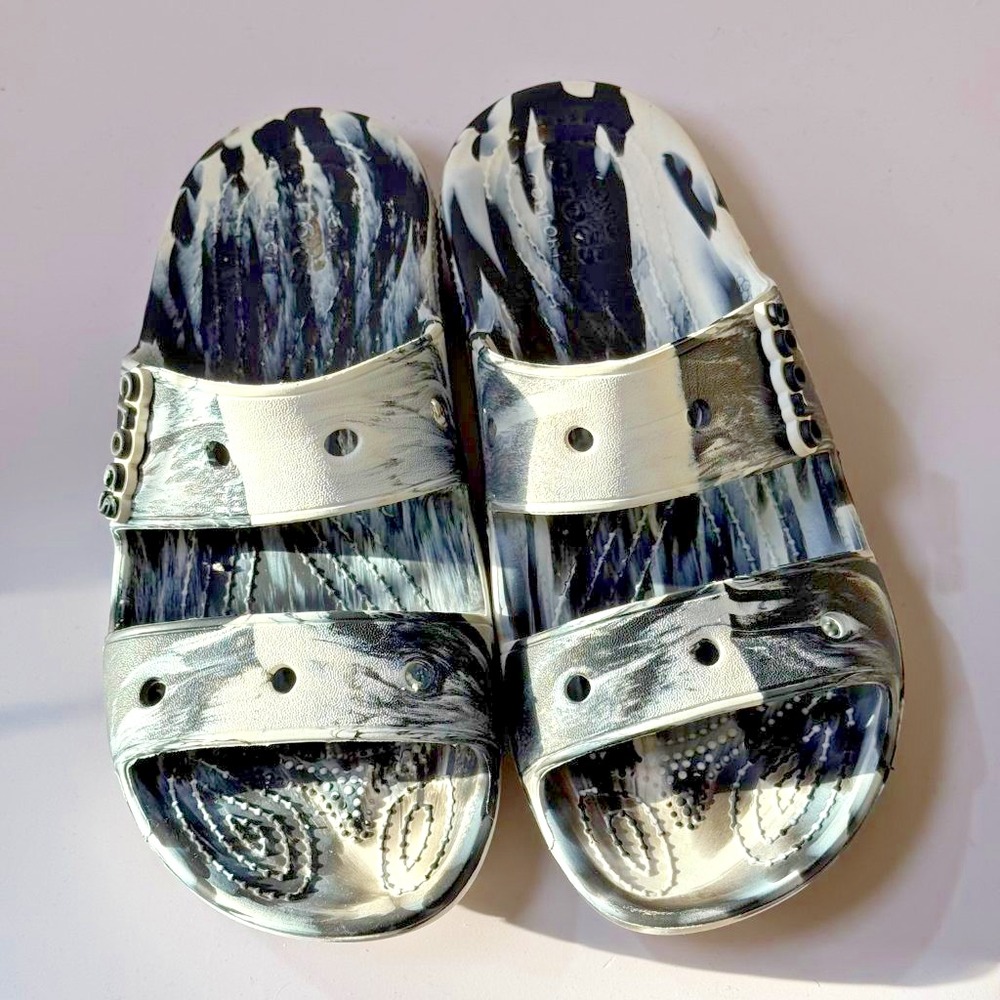 Crocs Classic Sandal Black White Marbled Slides Double Strap Mens 6 Womens 8